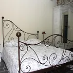 La Bastide De Fontaille Bed & Breakfast 3*