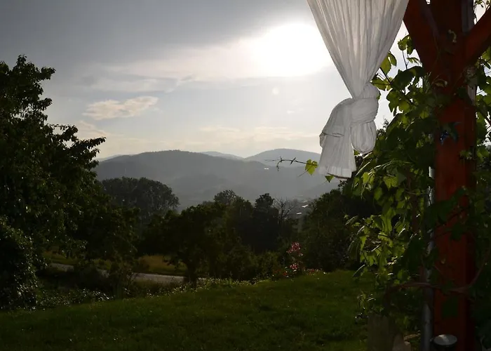 La Bastide De Fontaille Bed & Breakfast 3*